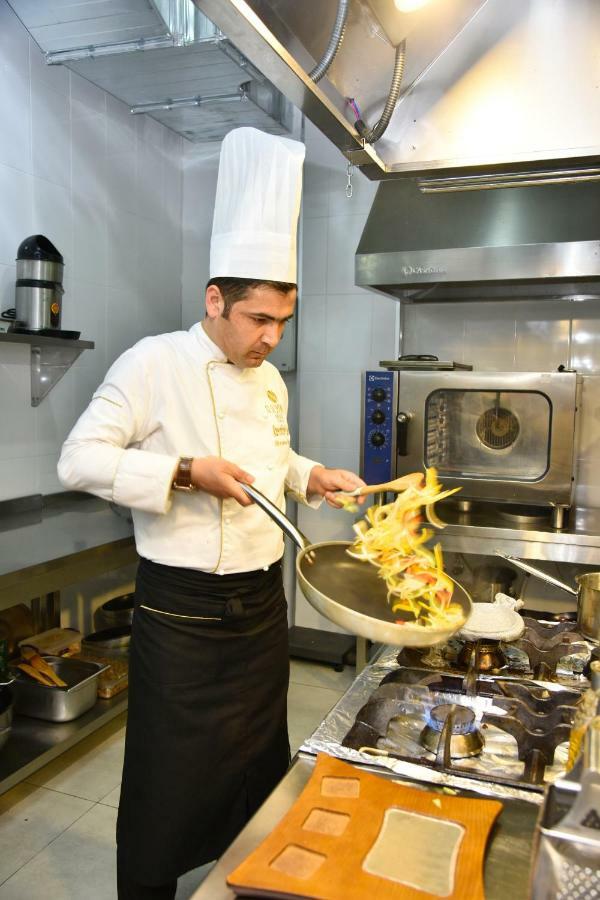 Supreme Hotel Baku Kültér fotó